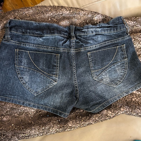 Vintage Bongo Jean shorts size 11 - Picture 9 of 9